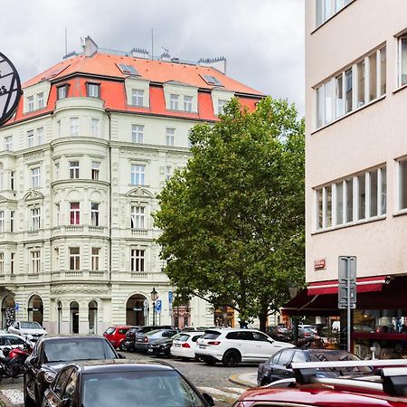 4 Trees Apartments By Adrez Prague Exterior photo